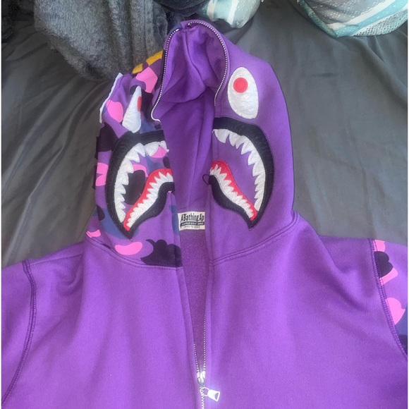 purple bape hoodie - Picture 3 of 3